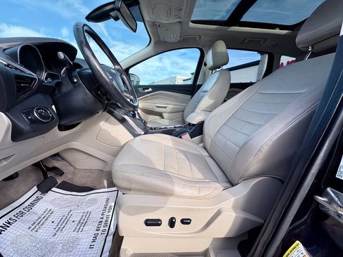 Used 2014 Ford Escape Titanium w/ Equipment Group 401A AWD/4WD image 10