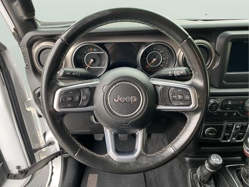 Used 2020 Jeep Gladiator Sport w/ Quick Order Package 23S AWD/4WD image 23