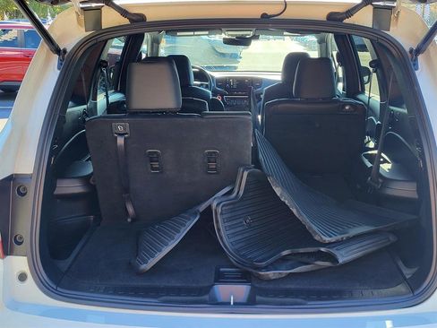 Certified 2022 Honda Pilot Black Edition image 4