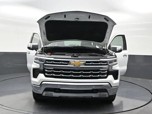Used 2025 Chevrolet Silverado 1500 LTZ RWD image 37