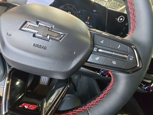 Used 2026 Chevrolet Equinox RS w/ Safety and Technology Package AWD/4WD image 19