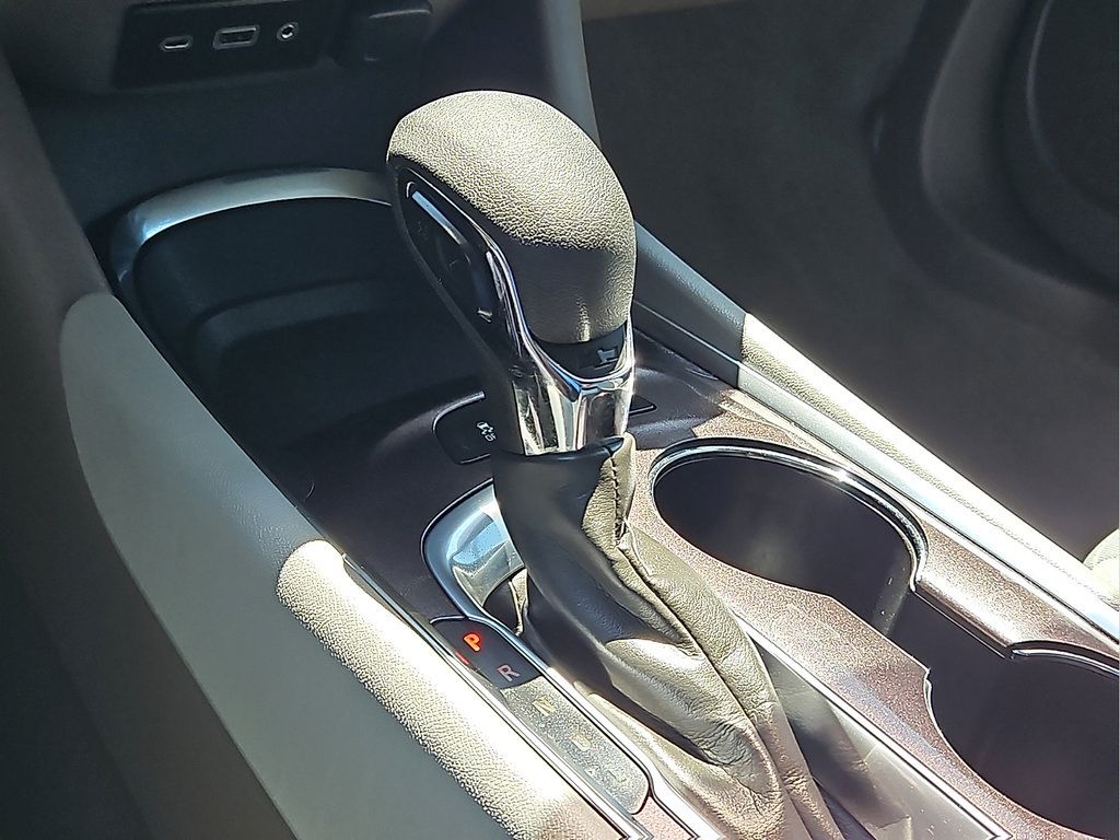 Used 2022 Chevrolet Malibu LS w/ Driver Confidence Package FWD image 19