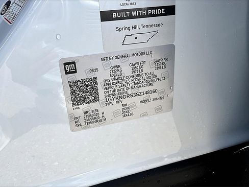 New 2025 Cadillac XT5 Sportv w/ LPO, Red Accent Package image 13