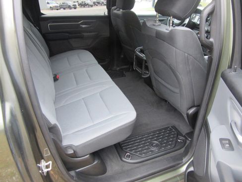 Used 2021 RAM 1500 Big Horn image 11