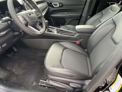 New 2026 Jeep Compass Latitude AWD/4WD image 42