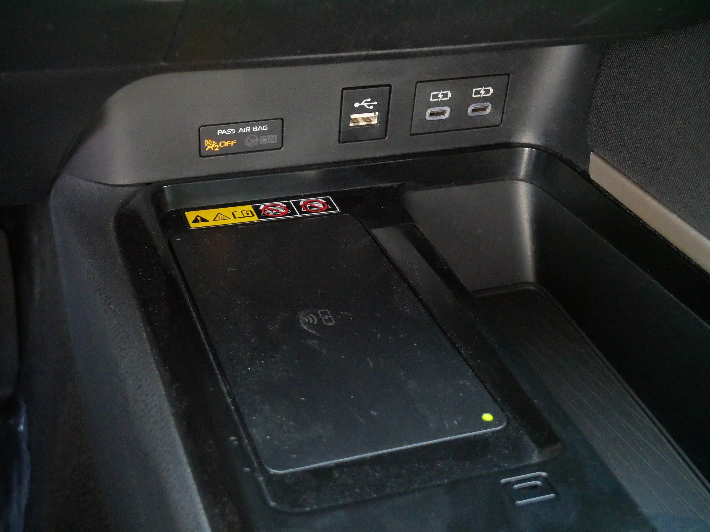 Certified 2025 Toyota Camry LE FWD image 28