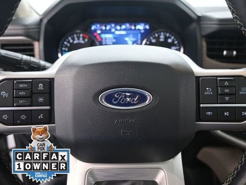 Used 2023 Ford Expedition Limited image 10