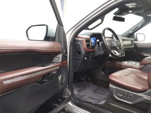 Used 2022 Ford Expedition Max Limited AWD/4WD image 10