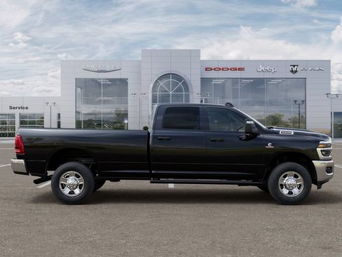 New 2026 RAM 2500 Tradesman AWD/4WD image 22