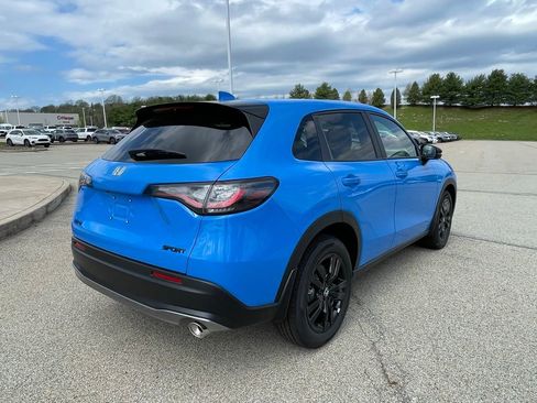 New 2026 Honda HR-V Sport image 3