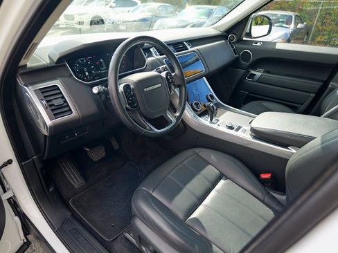 Used 2022 Land Rover Range Rover Sport SE image 18