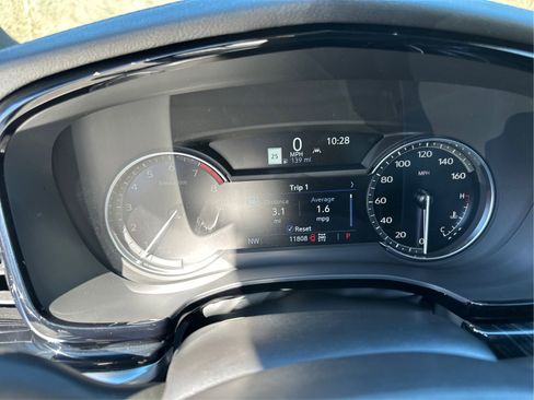 Certified 2025 Cadillac XT6 Premium Luxury image 18