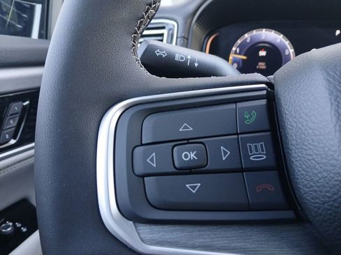 New 2026 Jeep Grand Wagoneer L 2WD image 11