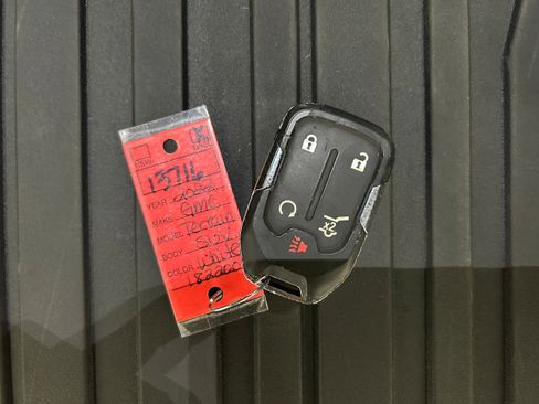 Used 2022 GMC Terrain SLT w/ Infotainment Package II image 36