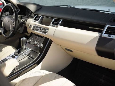 Used 2012 Land Rover Range Rover Sport Supercharged AWD/4WD image 21