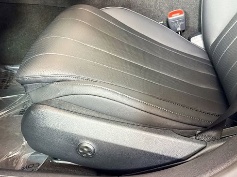 New 2026 Mercedes-Benz E 350 Sedan image 17