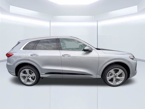 New 2026 Audi Q5 Premium Plus AWD/4WD image 2
