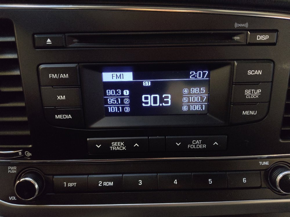 Used 2017 Hyundai Elantra SE FWD image 25