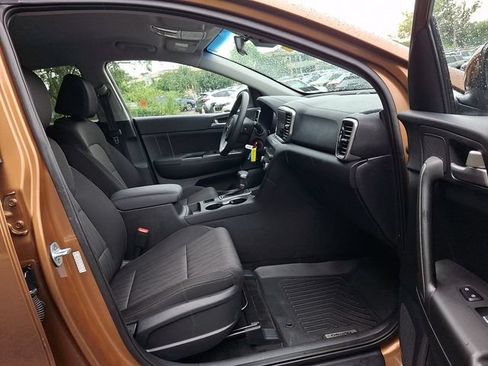 Used 2020 Kia Sportage LX AWD/4WD image 41
