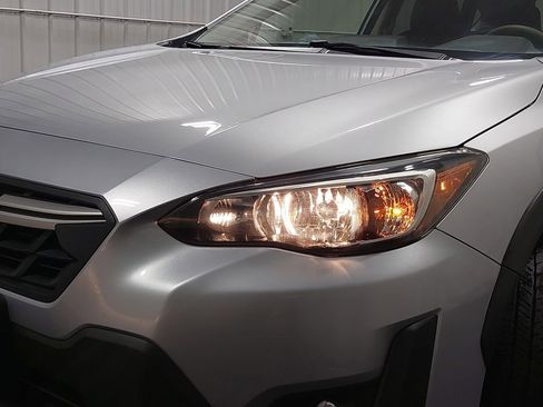 Used 2022 Subaru Crosstrek 2.0i Premium w/ Moonroof Package image 31