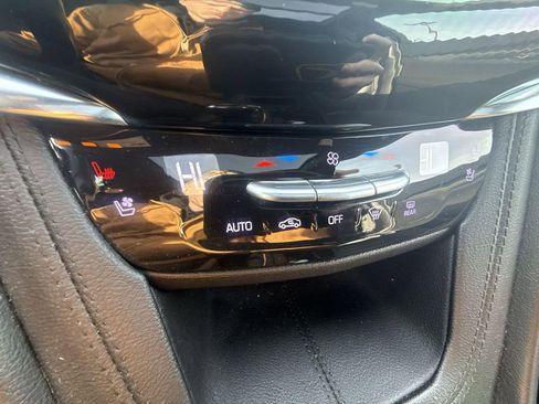 Certified 2021 Cadillac XT6 Sport image 42