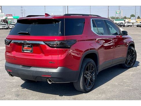 Used 2019 Chevrolet Traverse LT w/ LPO, Blackout Package image 13