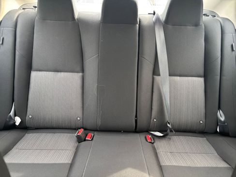 Used 2025 Nissan Sentra SV image 36