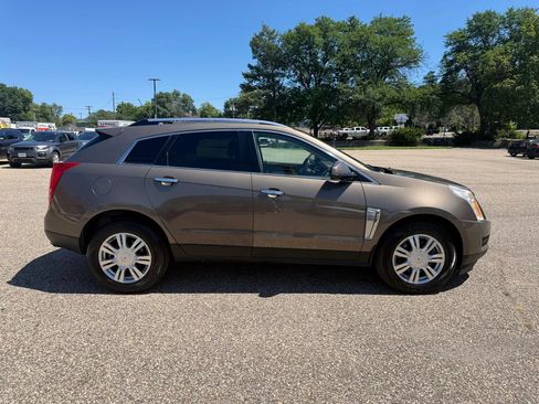 Used 2014 Cadillac SRX Luxury FWD image 7