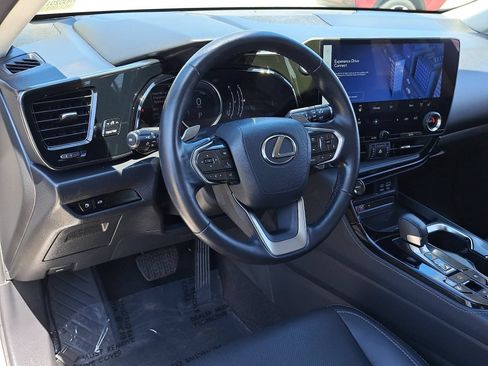Used 2022 Lexus NX 350h AWD image 17