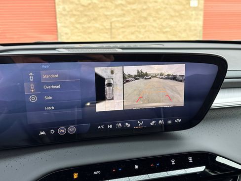 New 2026 Buick Enclave Avenir w/ Super Cruise Package image 37