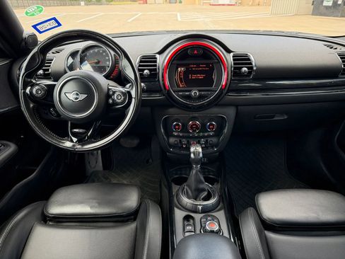Used 2016 MINI Cooper Clubman FWD image 13