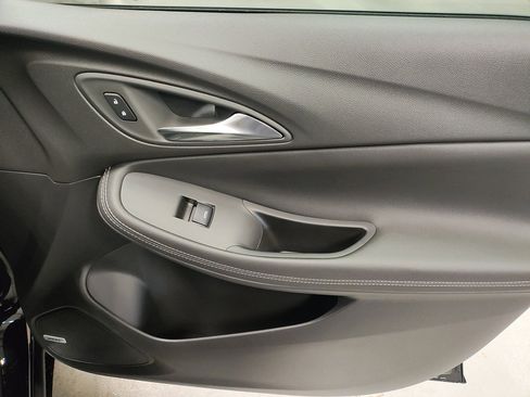 New 2026 Buick Encore GX Avenir w/ Avenir Technology Package image 9