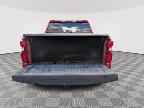 Used 2019 Chevrolet Silverado 1500 Custom Trail Boss w/ Custom Convenience Package AWD/4WD image 12