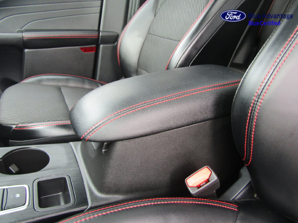 Certified 2024 Ford Escape ST-Line AWD/4WD image 47