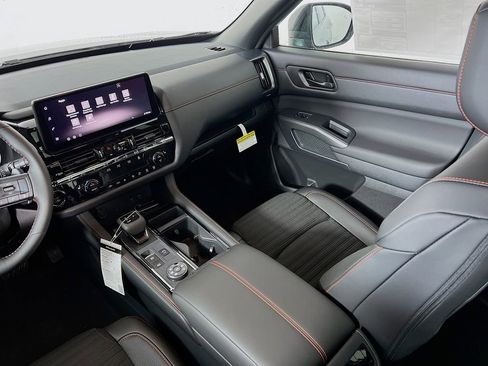 New 2026 Nissan Pathfinder Rock Creek image 21