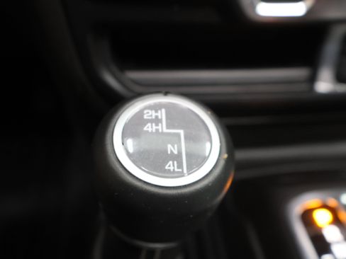 Used 2022 Jeep Wrangler Unlimited Sahara w/ LED Lighting Group AWD/4WD image 54