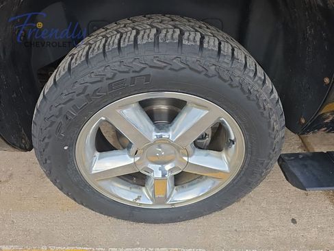 Used 2013 Chevrolet Avalanche LTZ AWD/4WD image 10