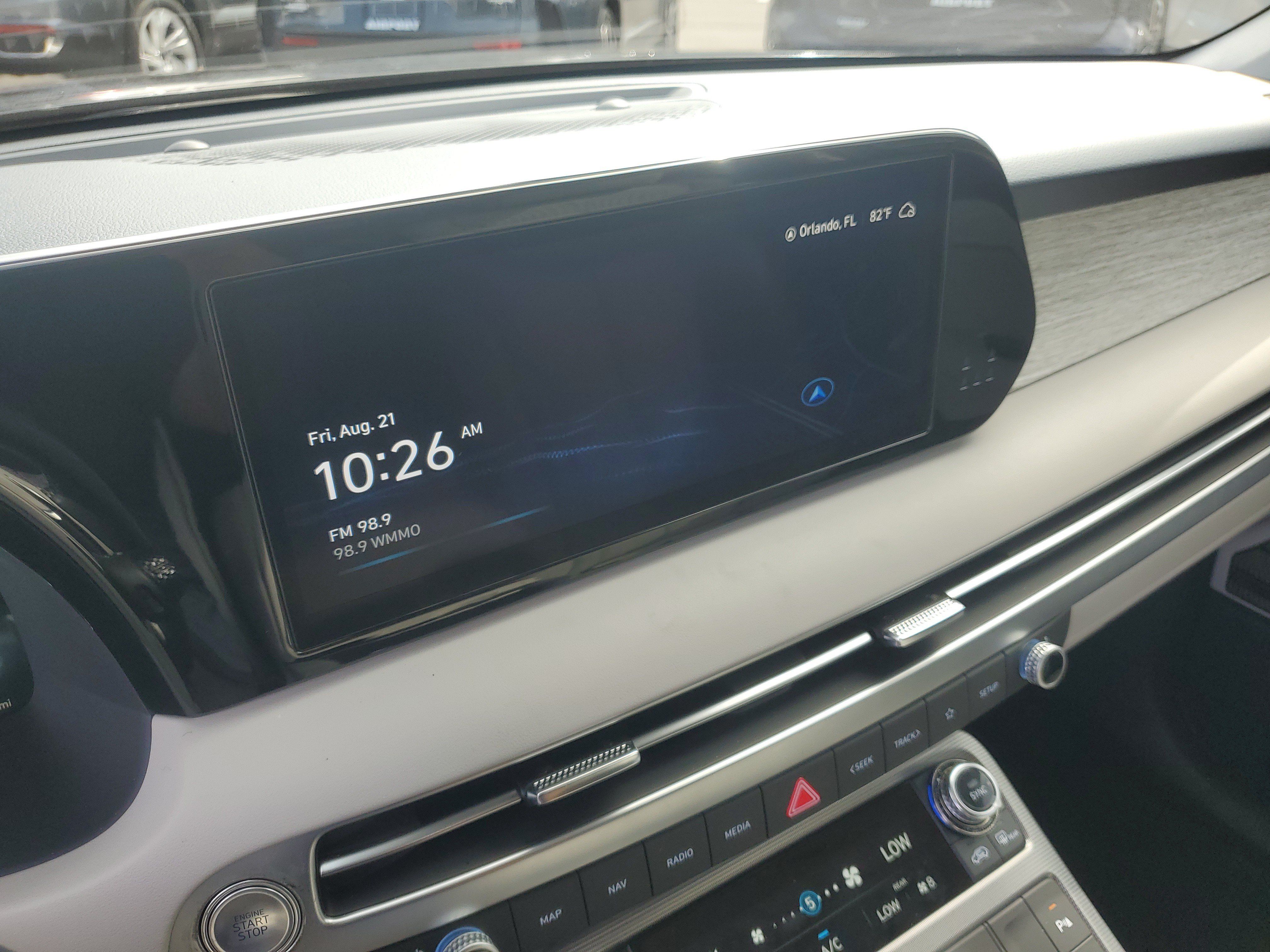 Used 2025 Hyundai Palisade Calligraphy FWD image 19