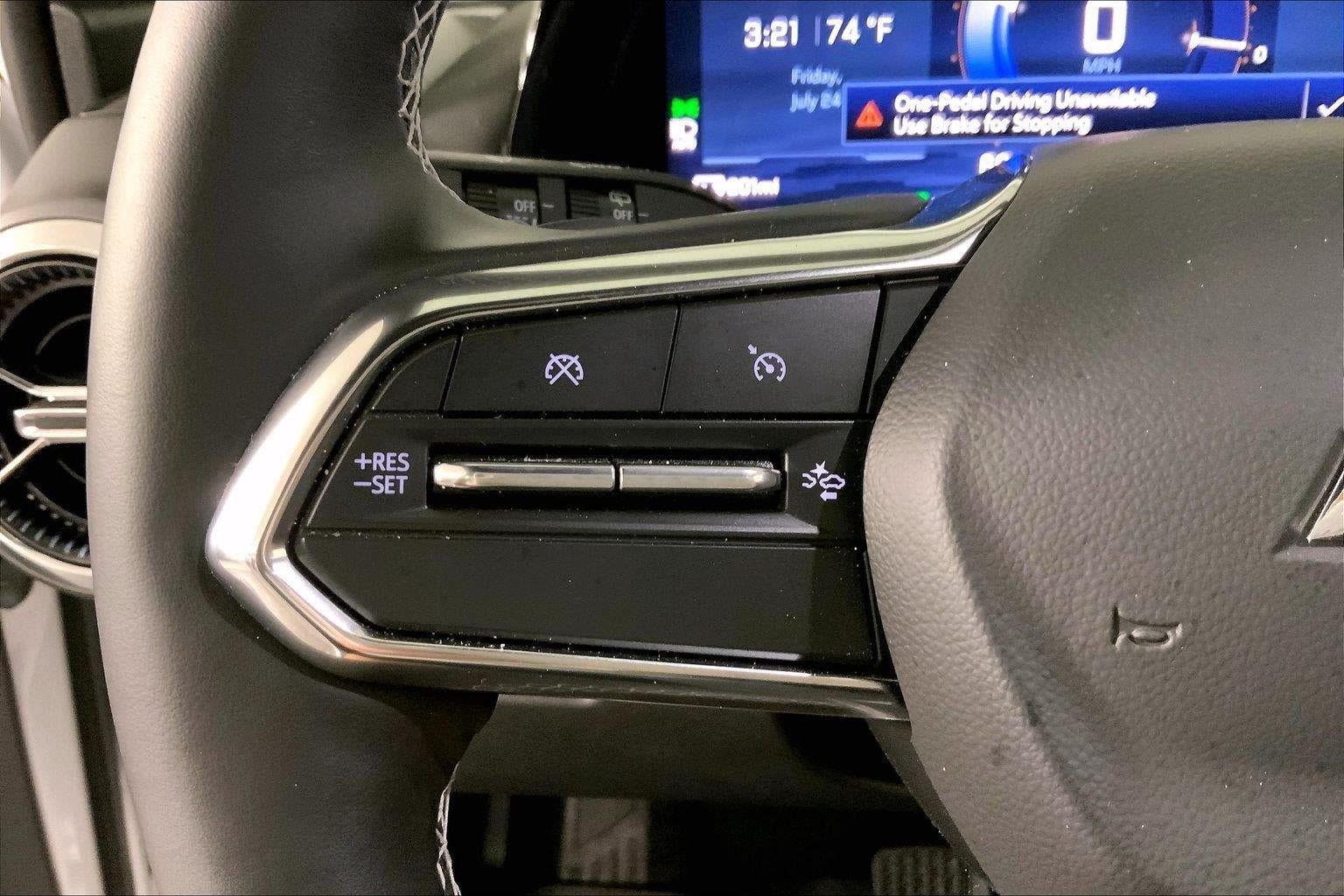Used 2025 Chevrolet Equinox EV LT w/ Comfort Package AWD/4WD image 18