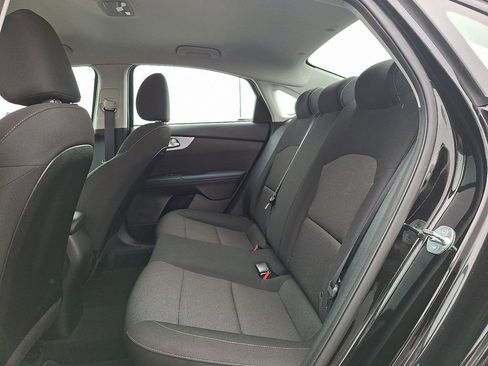 Certified 2023 Kia Forte LXS w/ LXS Technology Package image 11