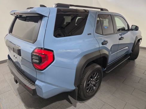 Used 2026 Toyota 4Runner SR5 AWD/4WD image 5