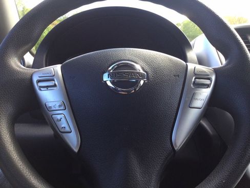 Used 2015 Nissan Versa w/ SL Tech Package FWD image 26