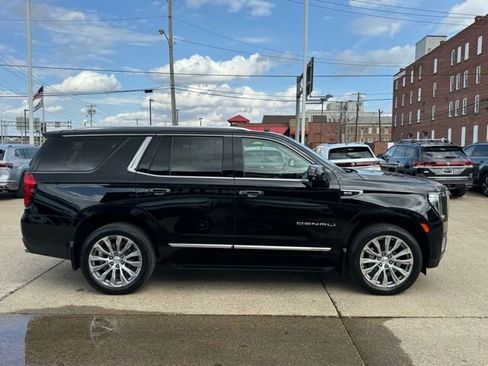 Used 2022 GMC Yukon Denali image 6