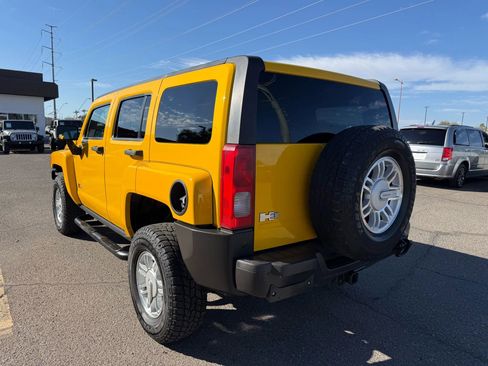 Used 2007 HUMMER H3 image 8