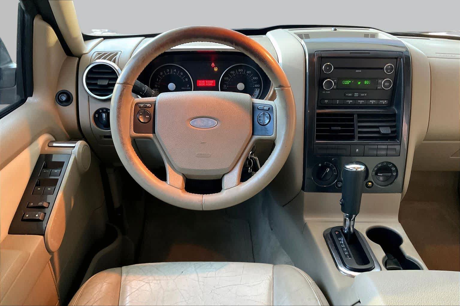 Used 2008 Ford Explorer XLT RWD image 6