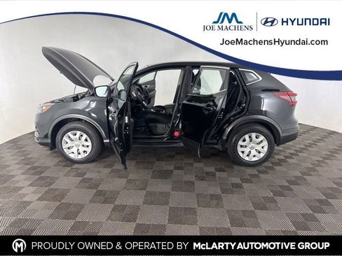 Used 2020 Nissan Rogue Sport S AWD/4WD image 9