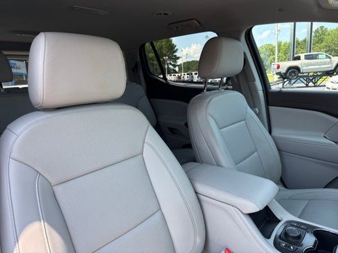 Used 2023 GMC Acadia SLT w/ Technology Package FWD image 10