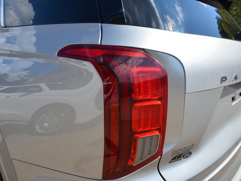 Used 2022 Hyundai Palisade Limited AWD/4WD image 9