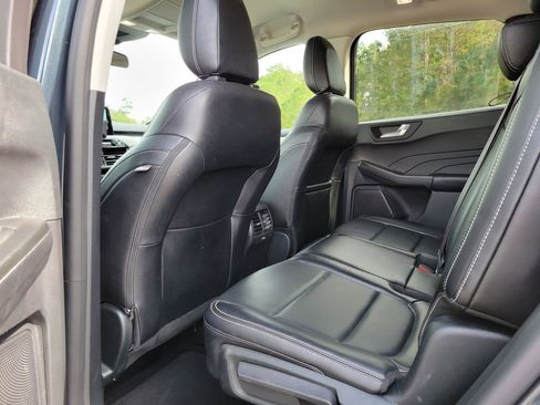 Certified 2022 Ford Escape SEL image 15