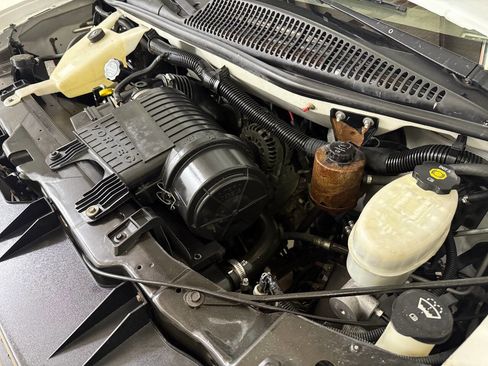 Used 2014 Chevrolet Express 3500 3500 3dr Extended Cargo Van image 55